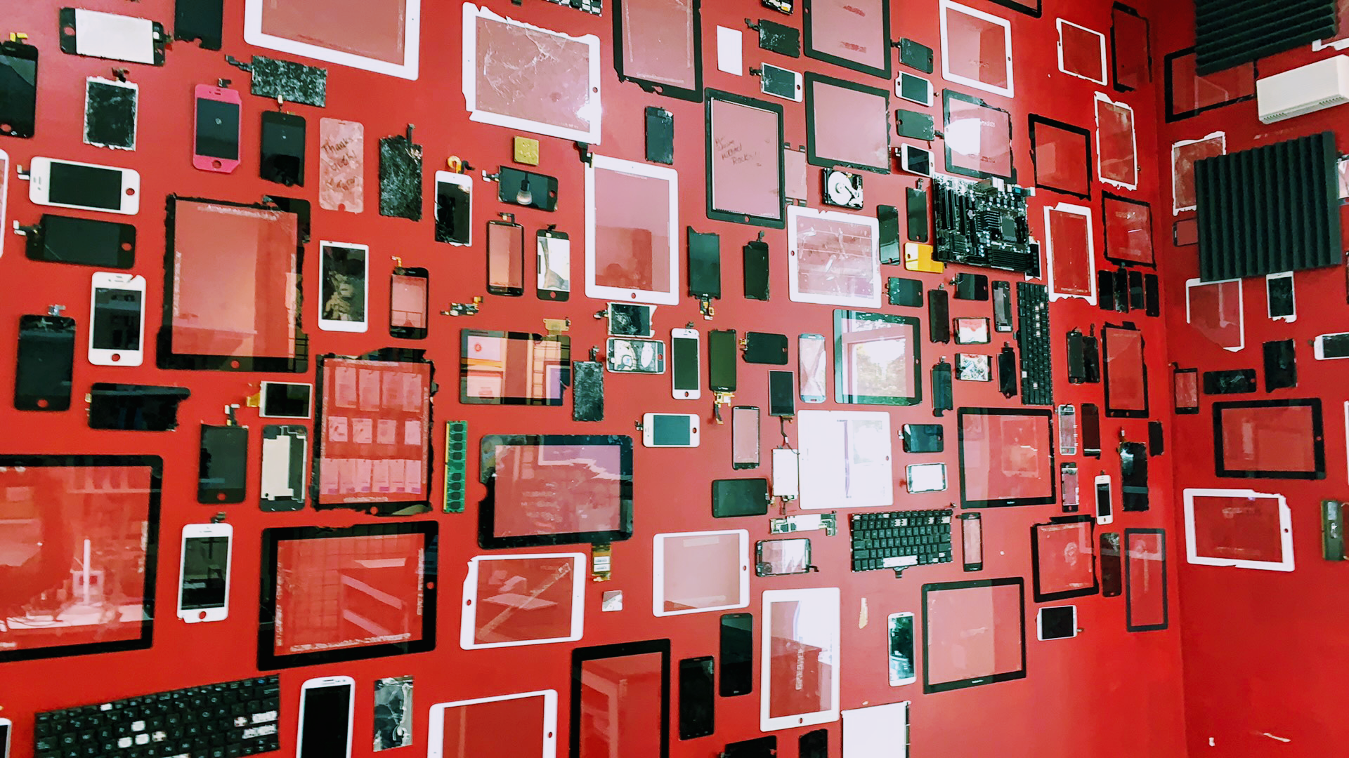 MobileR Electronics Repair Shop in Mt Pleasant, SC photo