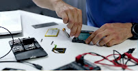 Phone Repair - iJunkiez Phone Repair gallery photo
