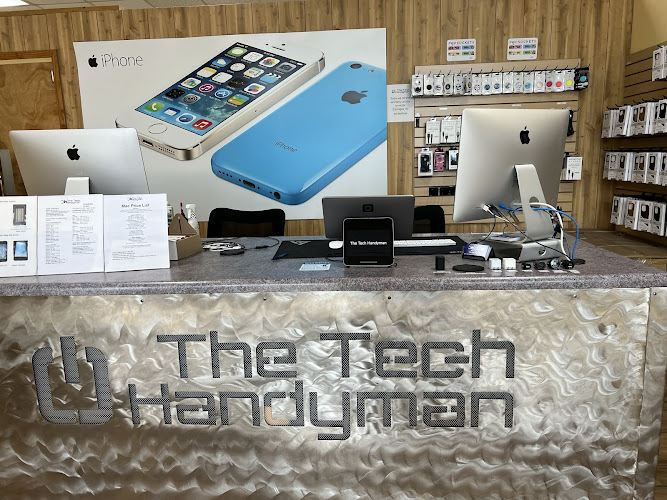 The Tech Handyman Phone Repair Service in Pensacola, FL photo