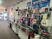 Gallery photo for Hightech Wireless Phones & Repair, Mobile Phone Repair in Kansas City, KS