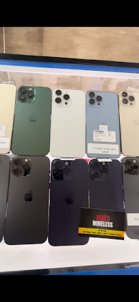 MAX'S WIRELESS gallery photo