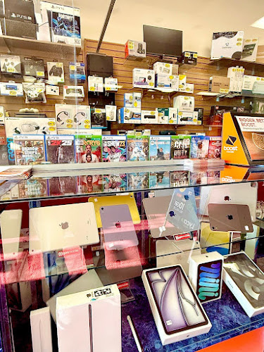 Dr. Cell Phone Repair - AQ mobile Mobile Phone Repair Shop in 4270 Miller Rd Ste 4, MI photo