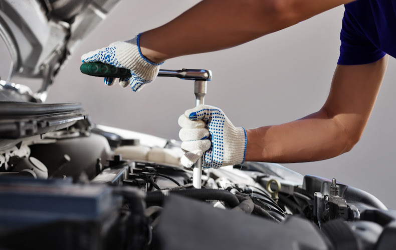 Complete Automotive Auto Repair Shop in Springfield, MO photo