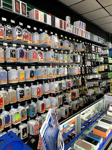 Broadway Electronics Electronics Repair Shop in Paterson, NJ photo