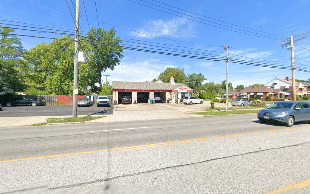 Gallery photo for LAKE AUTO REPAIR & MUFFLER in Euclid, OH