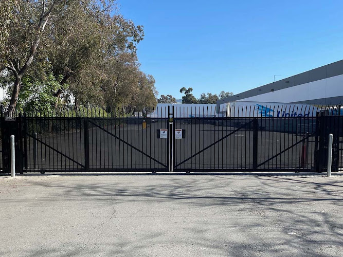 Bailey Fence Co Fence Contractor in Hayward, CA photo