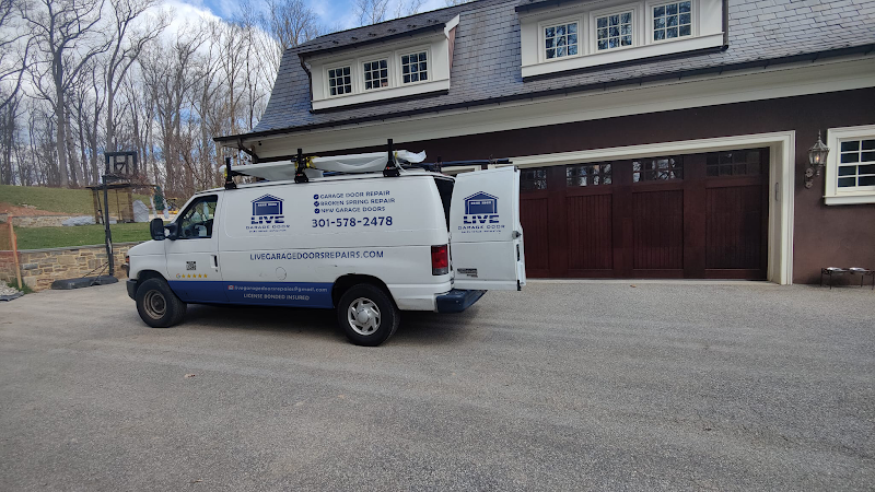 Live Garage Door Repair Garage Door Repair in Silver Spring, MD photo