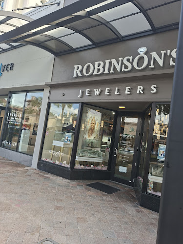 Robinson's Jewelers Jewelry Repair in Fort Lauderdale, FL photo