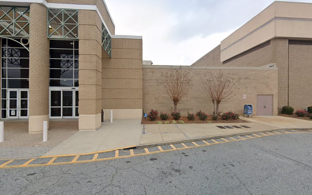 Gallery photo for iFixandRepair - Peachtree Mall, Mobile Phone Repair Shop in 3131 Manchester Expy Suite 29A, GA