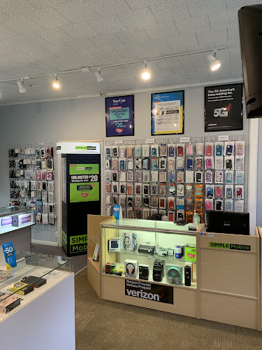 Cell Phone Repair by Cell Tech Mobile Phone Repair Shop in Dubuque, IA photo