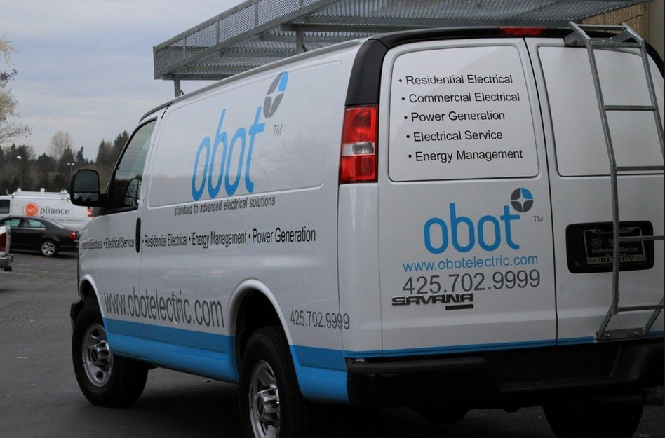 Obot Electric Electrician in Bellevue, WA photo