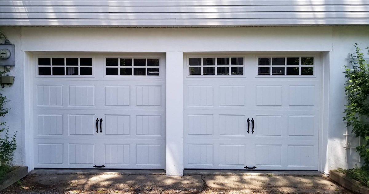 Rowe Door Sales Company Garage Door Repair in Dunmore, PA photo