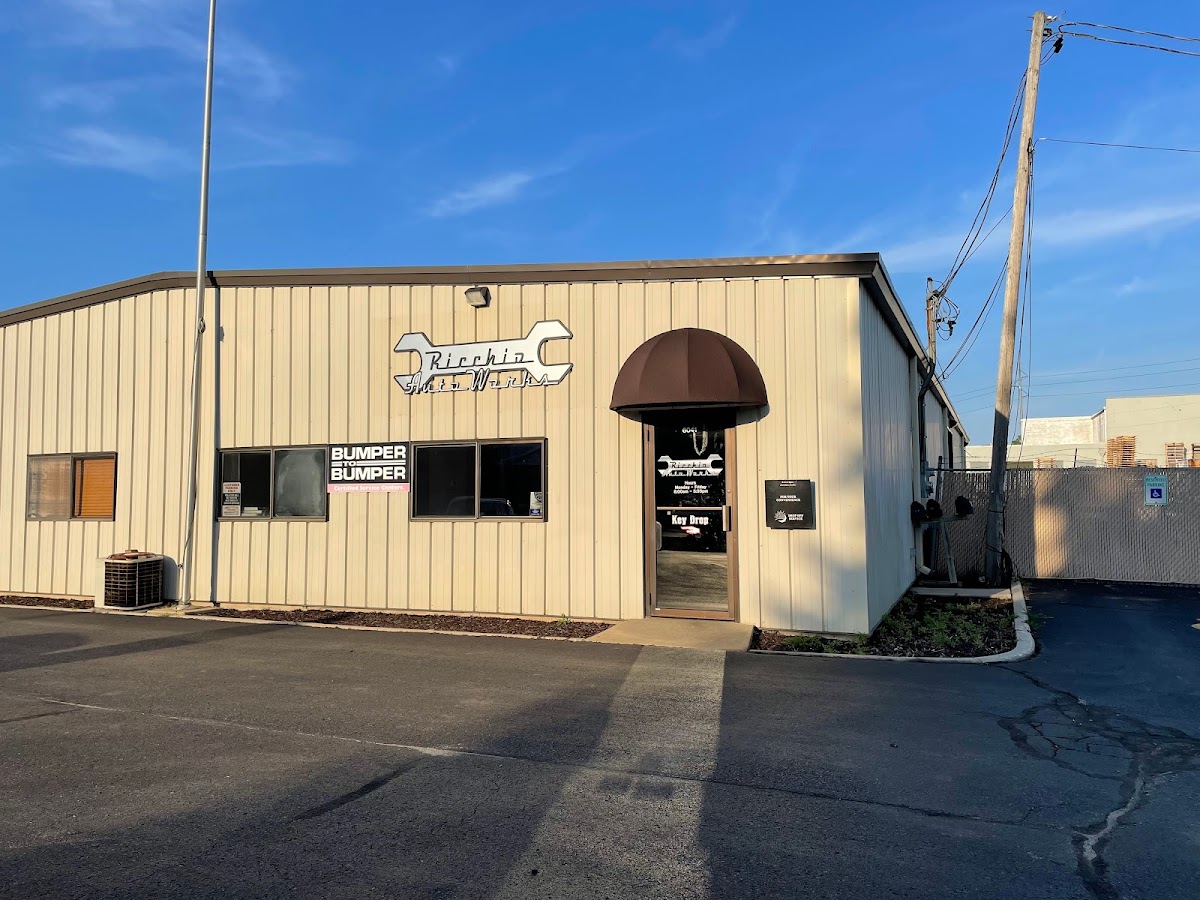 Ricchio AutoWorks, LLC Auto Repair Shop in Kenosha, WI photo