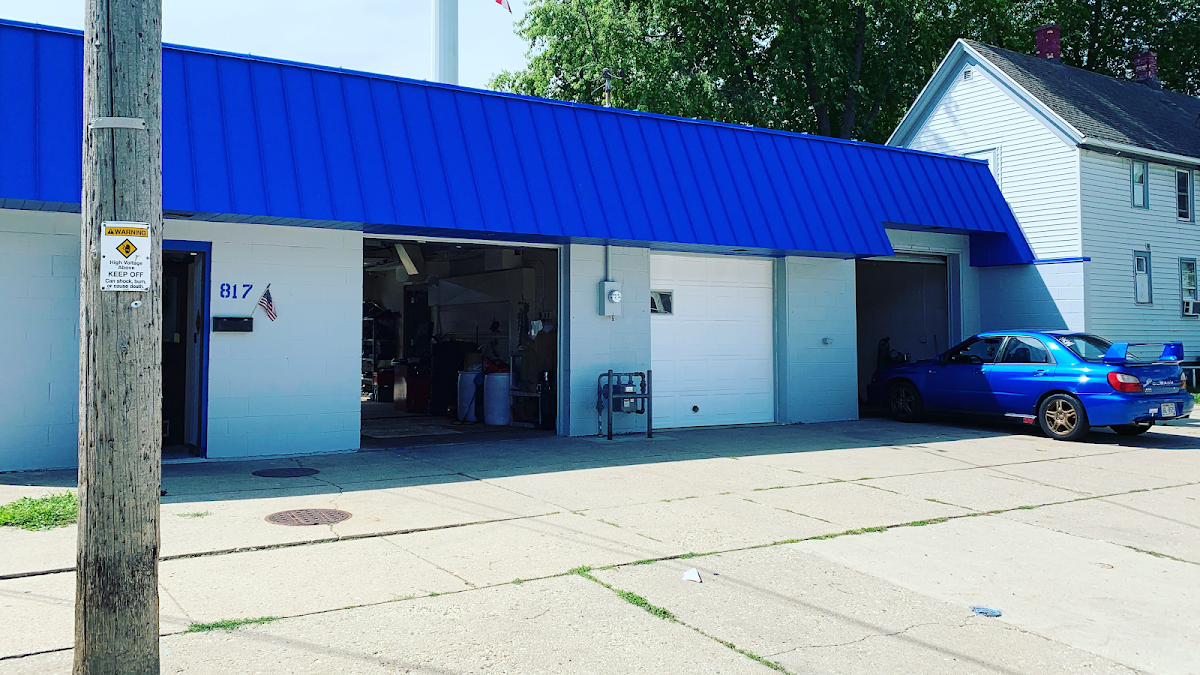 Abi and Sons Automotive Auto Repair Shop in Kenosha, WI photo