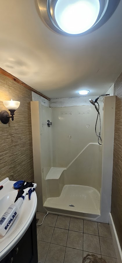 Preferred Reglazing Bathroom Remodeler in Barrington, NH photo