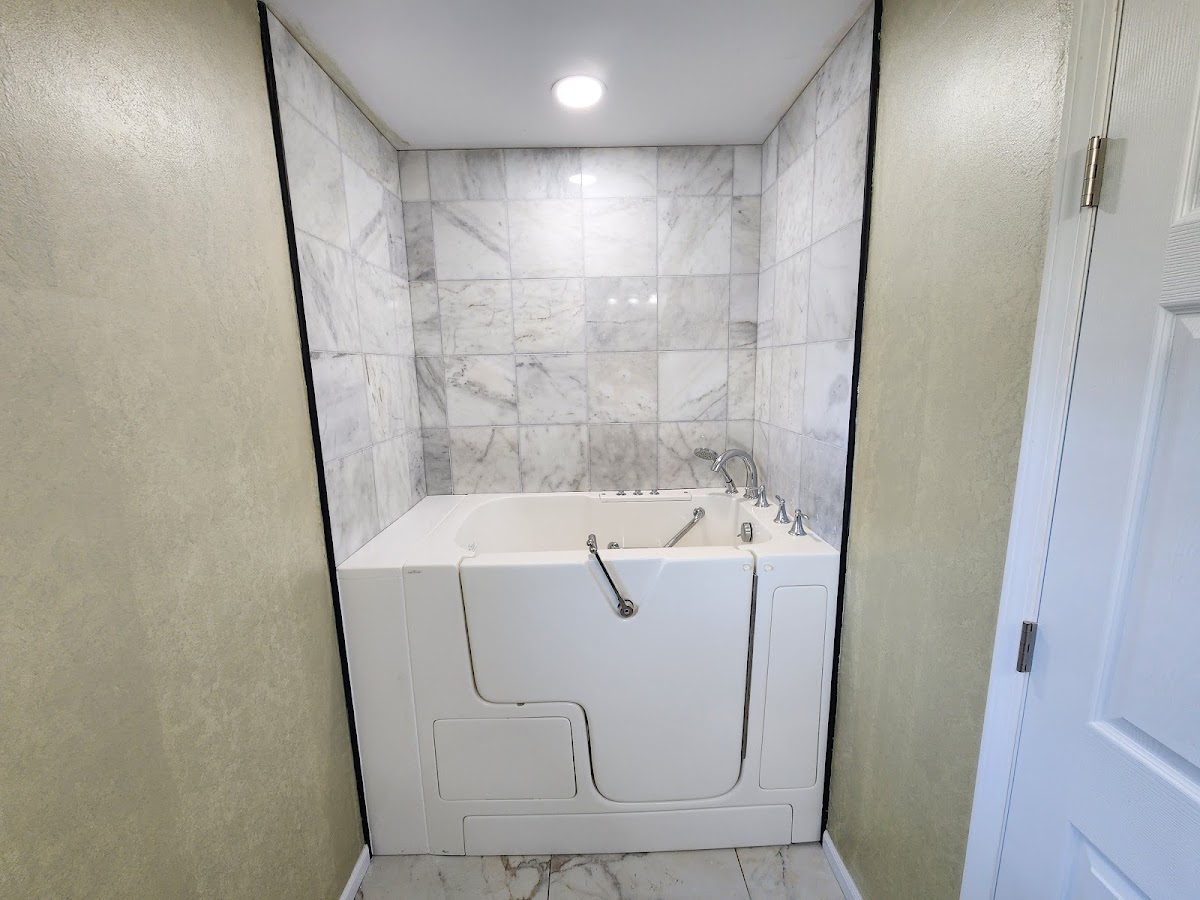 RC remodeling Construction Company in Council Bluffs, IA photo