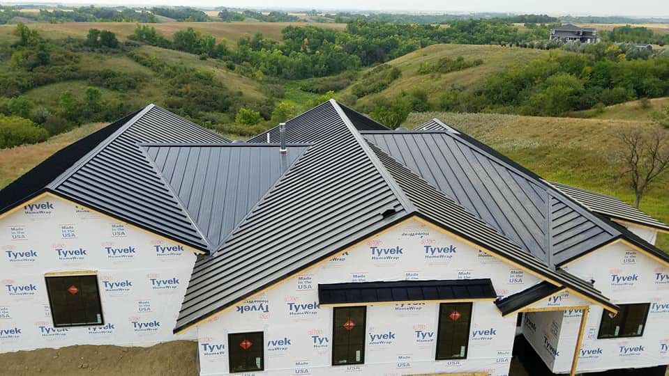 Flying B Roofing Roofing Contractor in Minot, ND photo