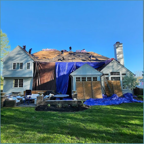 Cabrera & Sons Roofing Roofing Contractor in Elizabeth, NJ photo