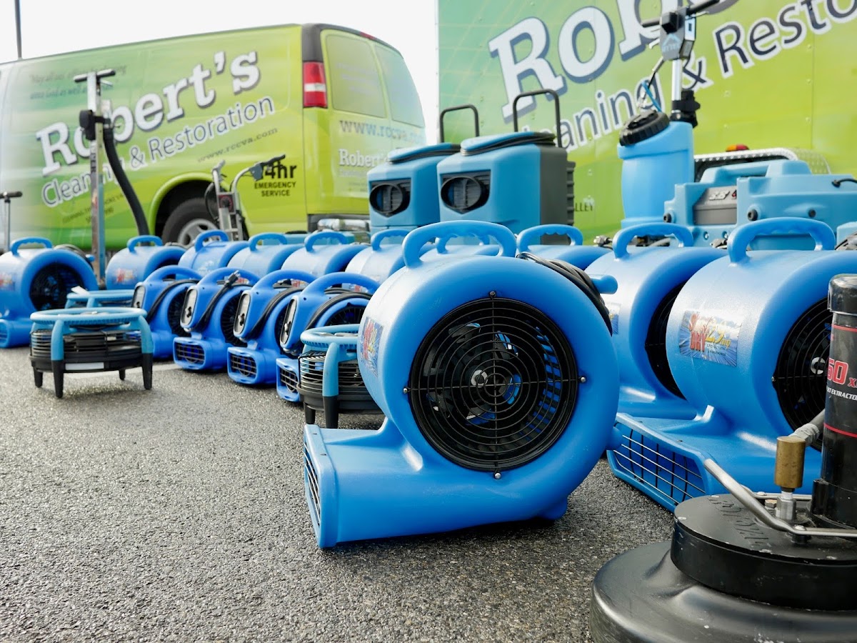 Robert's Cleaning & Restoration Carpet Cleaning Service in Roanoke, VA photo