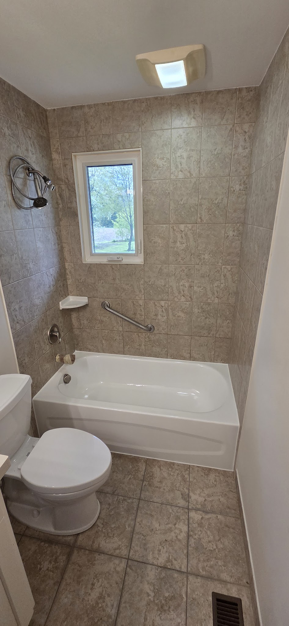 Fabulous Finishing Bathroom Remodeler in Hamilton photo