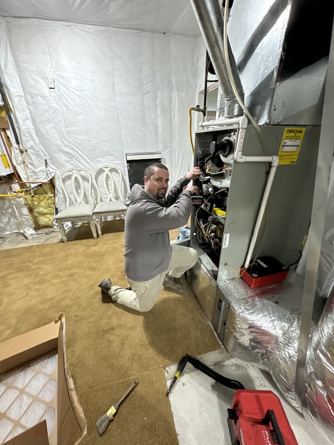 Simons Heating Cooling & Appliance Repair Air Conditioning Repair Service in Port Orchard, WA photo