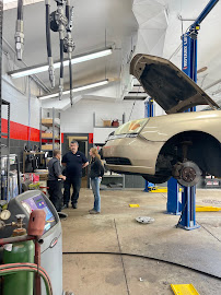 Gallery photo for REIS Auto - Greenfield in Milwaukee, WI