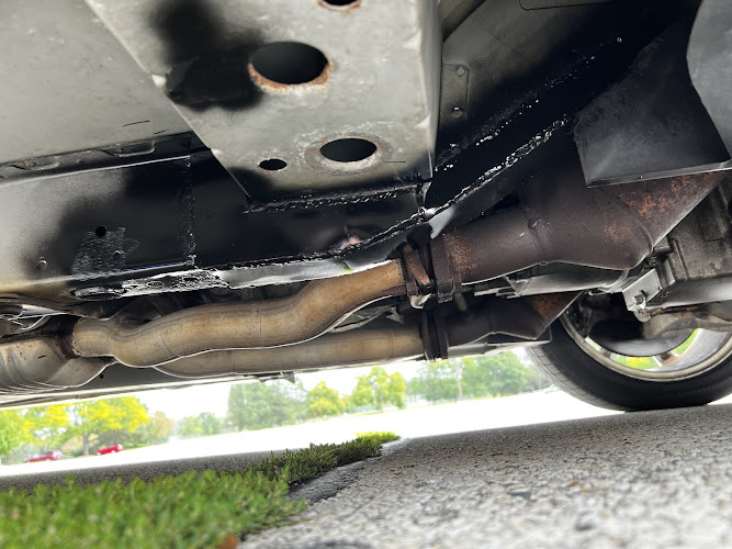Frame & Axle Services Co Auto Repair Shop in Brookfield, WI photo