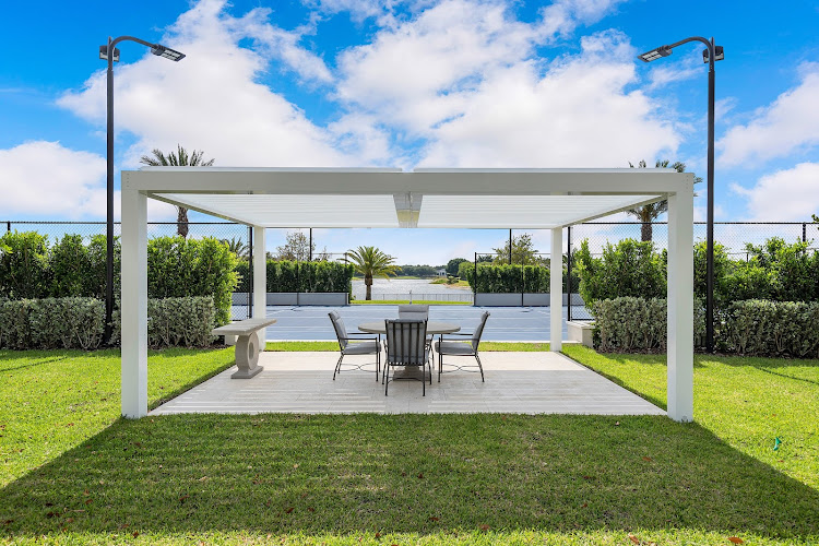 Southern Ornamentals & Fence Fence Contractor in Deerfield Beach, FL photo