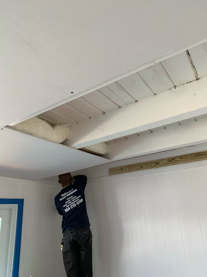 F&W Drywall Repair Handyman Handyman/ Handywoman/ Handyperson in Pompano Beach, FL photo