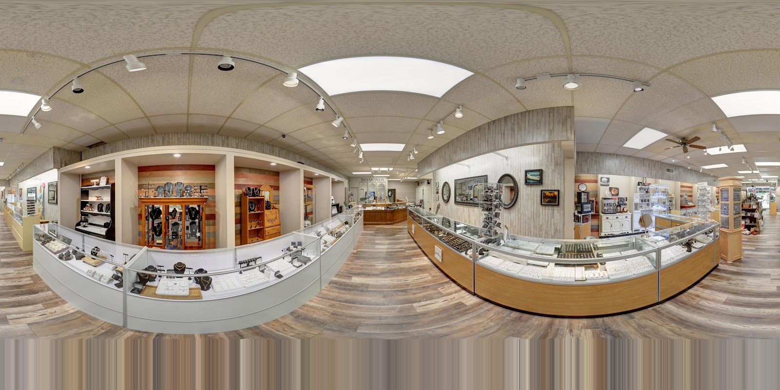 Gallery photo for Lee's Fine Jewelry, Jewelry Repair in Highland, IL
