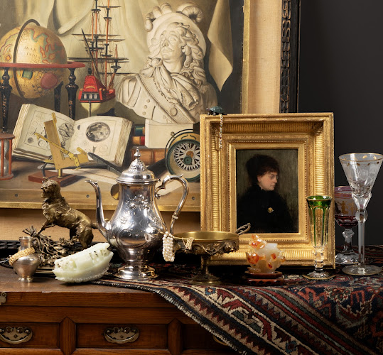 Selkirk Auctioneers & Appraisers Auction House in St. Louis, MO photo