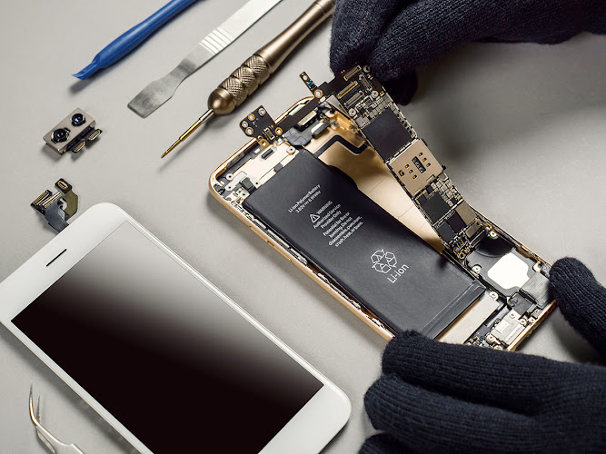 Phone Clinic Mobile Phone Repair Shop in Novi, MI photo