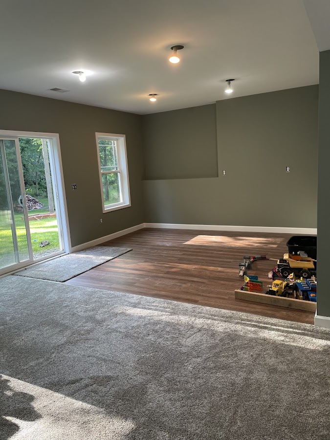 Roaring Flooring & Basement Finishing Construction Company in Farmington Hills, MI photo