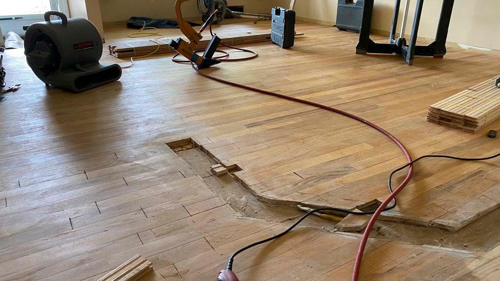 Somerset Hardwood Floor Care Flooring Contractor in Macomb, MI photo