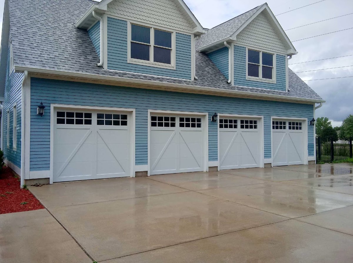 B and B Garage Door Company Garage Door Repair in Plainfield, IL photo