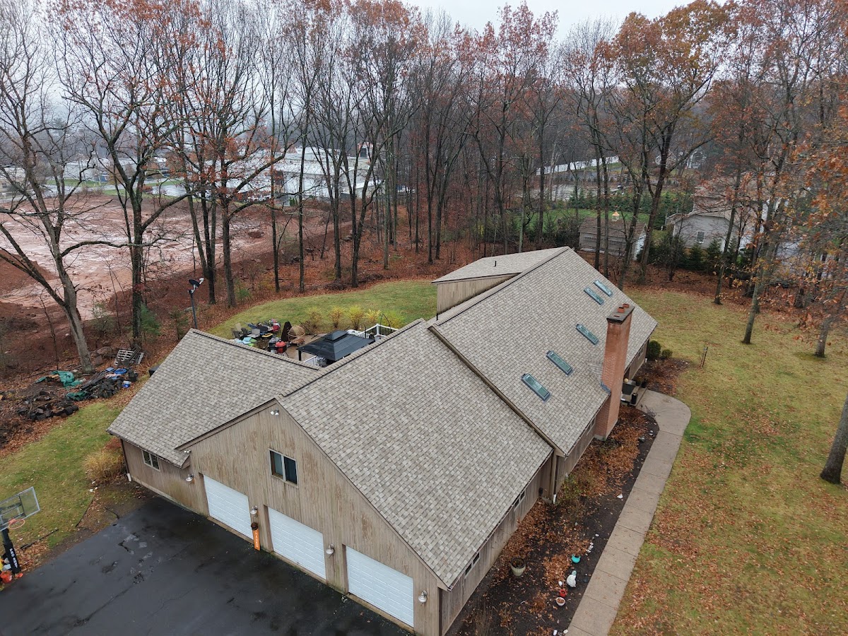 Zaman Roofing - CT Roofing Contractors & Roof Repair Roofing Contractor in Berlin, CT photo