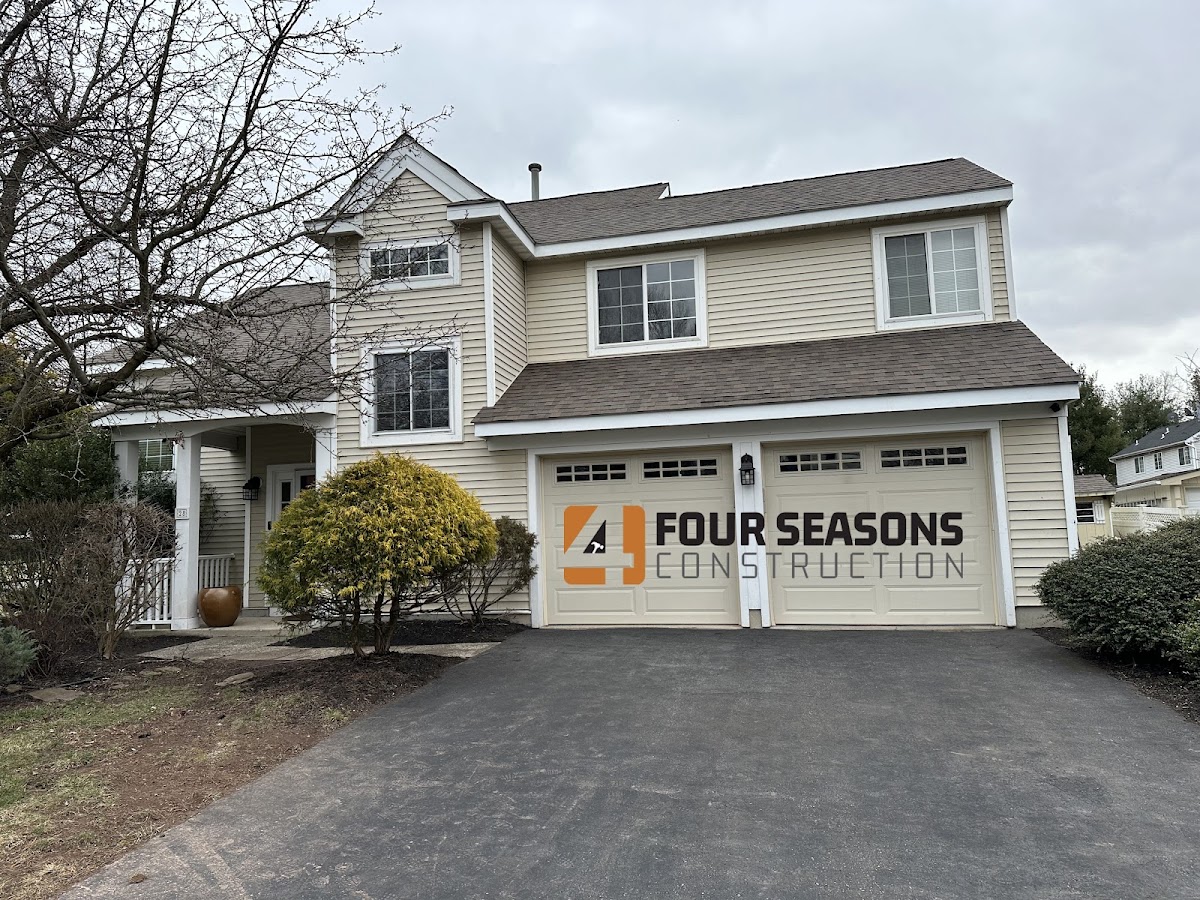 Four Seasons Construction Roofing Contractor in East Hartford, CT photo