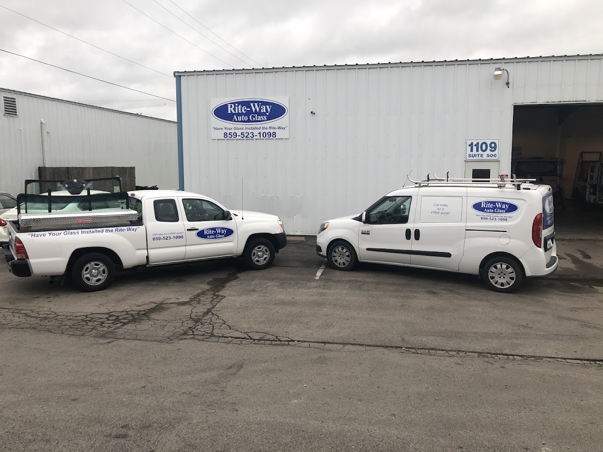 Rite-Way Auto Glass Glass Repair Service in Shepherdsville, KY photo