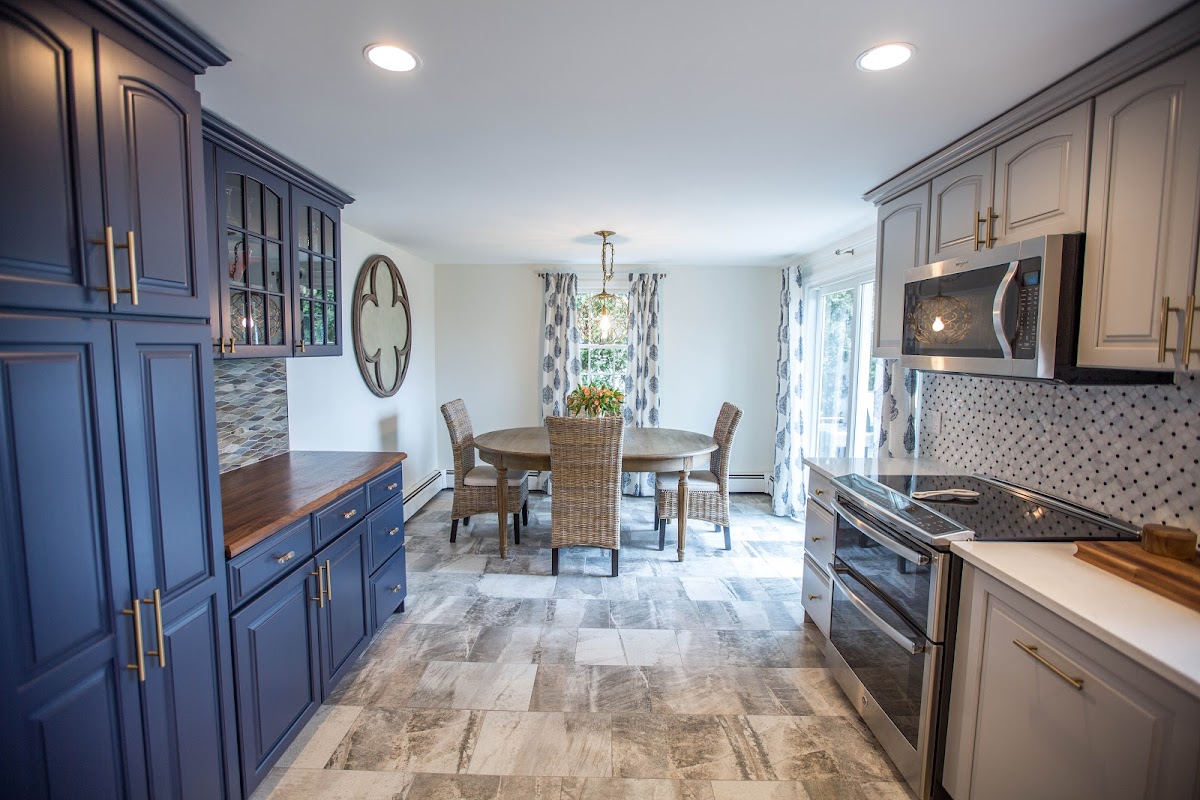 Cabinet Revival Kitchen Remodeler in Middletown, RI photo