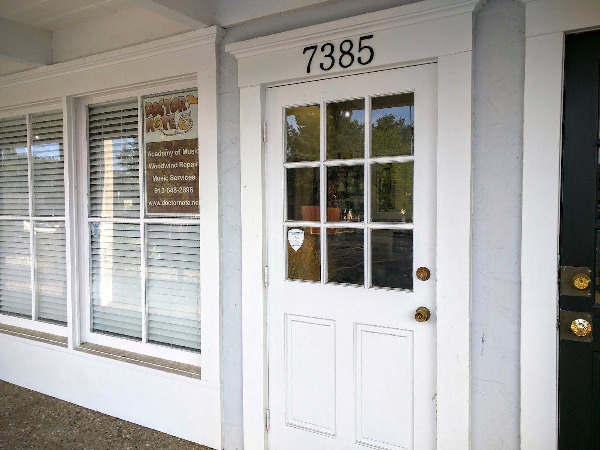 Doctor Note Musical Instrument Repair Shop in Overland Park, KS photo