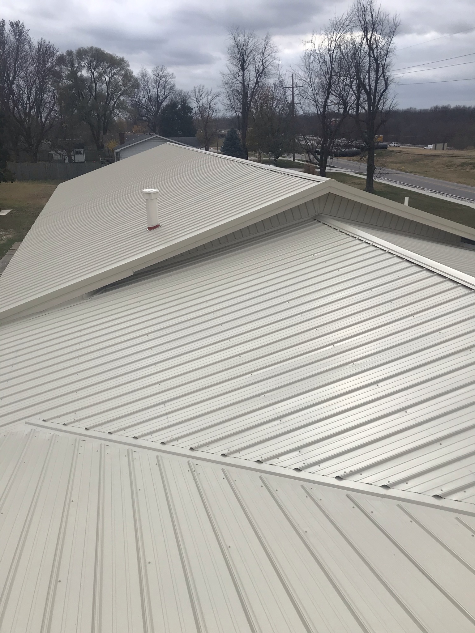 AM Roofing and restoration Roofing Contractor