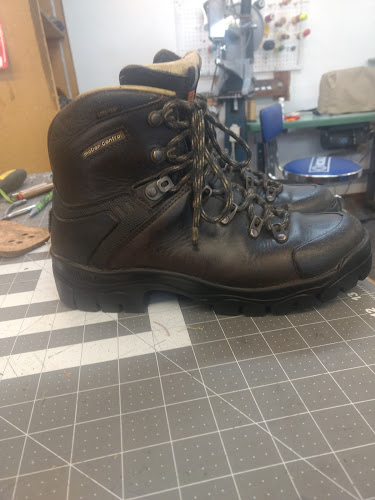 Lloyd's Shoe Repair Shoe Repair Shop in 7914, MT photo