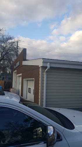 Olson Auto Repair Auto Repair Shop in 1322 Dyke Ave, ND photo