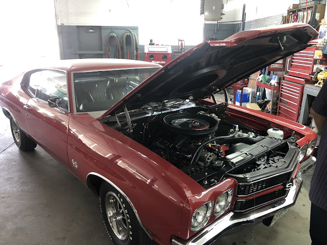Central Auto Electric Inc Mechanic in Kearney, NE photo