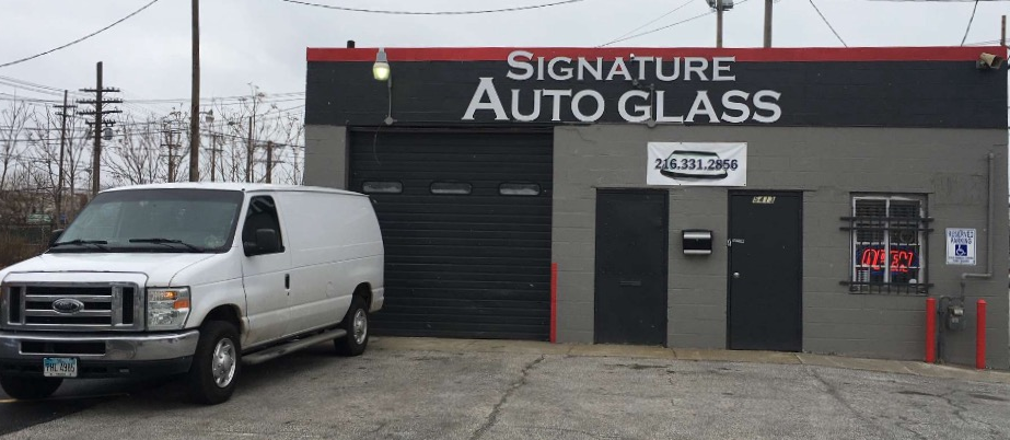 Signature Auto Glass, LLC Auto Glass Shop in 5413 St Clair Ave., OH photo