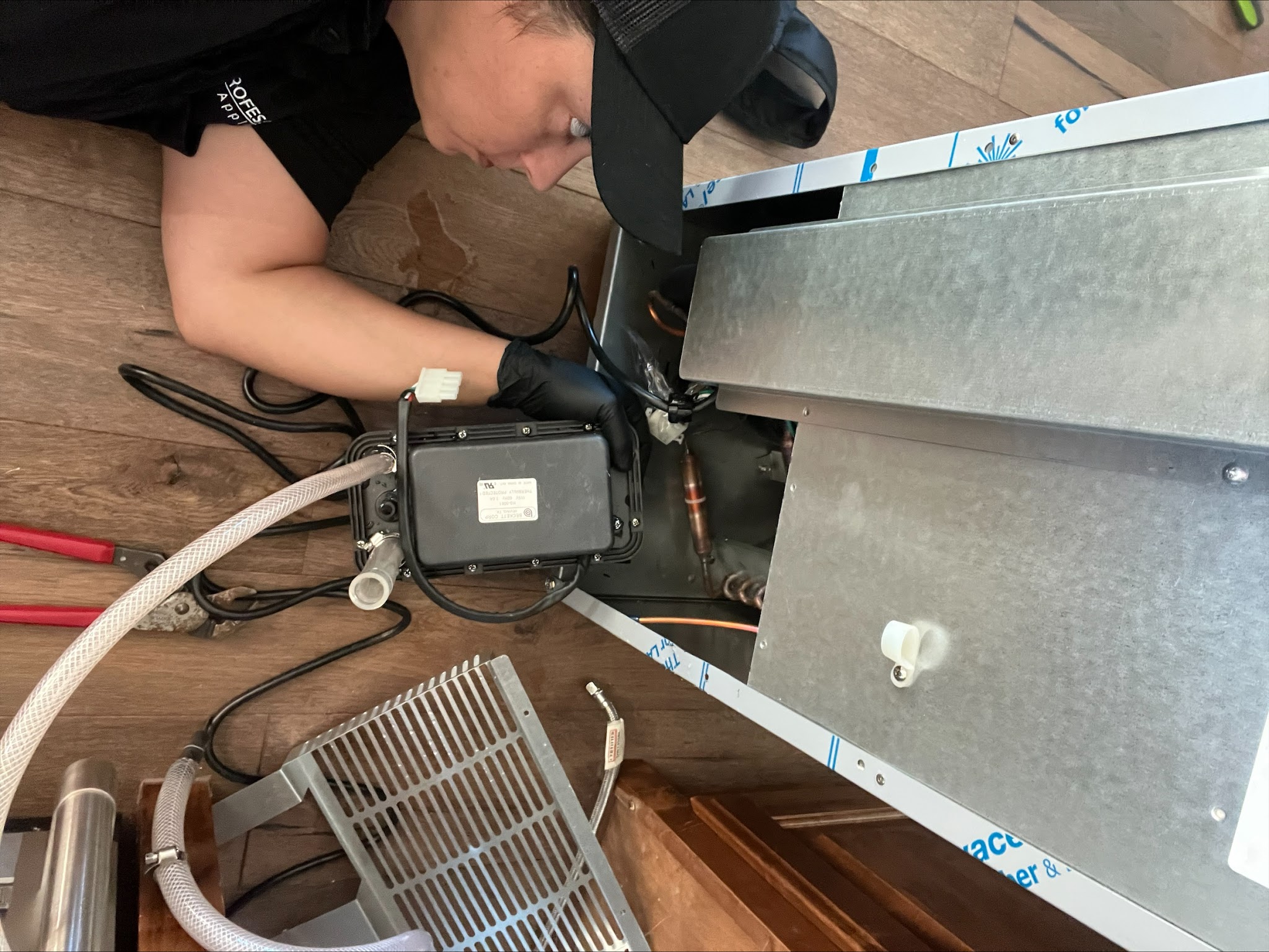 Professional Appliance Repairs Appliance Repair Service in Farmers Branch, TX photo