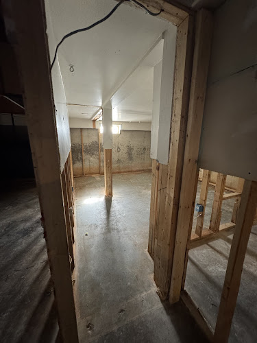 Crowe's Restoration Water Damage Restoration Service in Arundel, ME photo