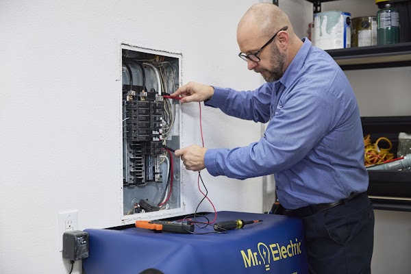 Mr. Electric of Central Missouri gallery photo