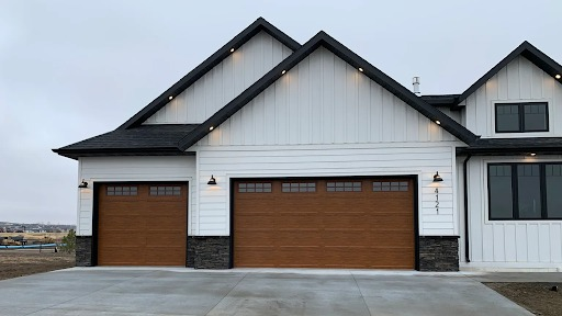 Midwest Doors Inc Garage Door Repair in Bismarck, ND photo