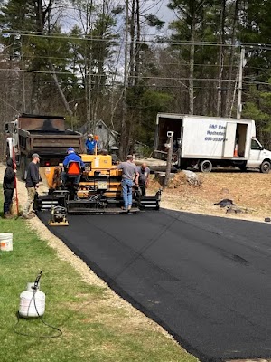 S & S Paving gallery photo